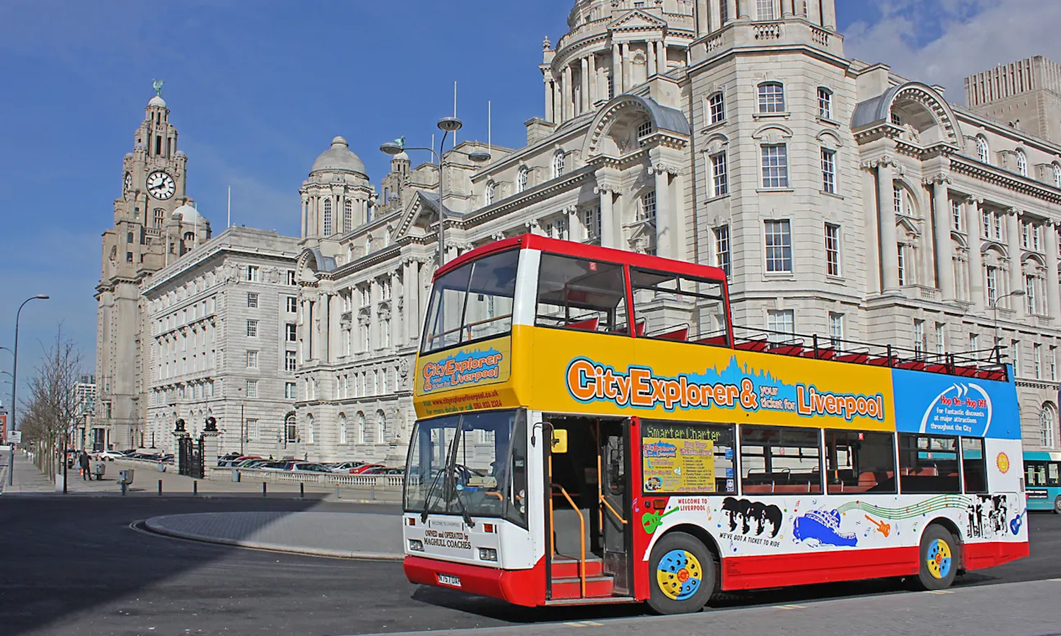 Paseo en Barco y Autobús Turístico por Liverpool | Buendía