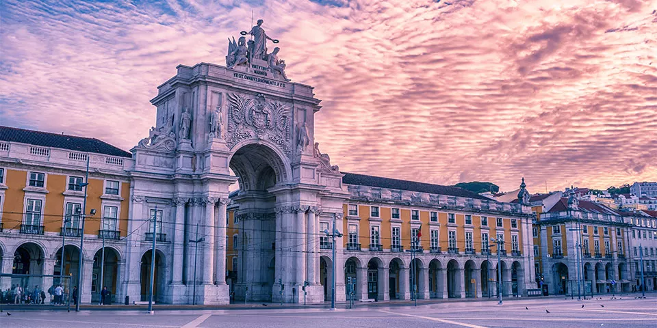 Atardecer en el Arco da Rua Augusta en Lisboa