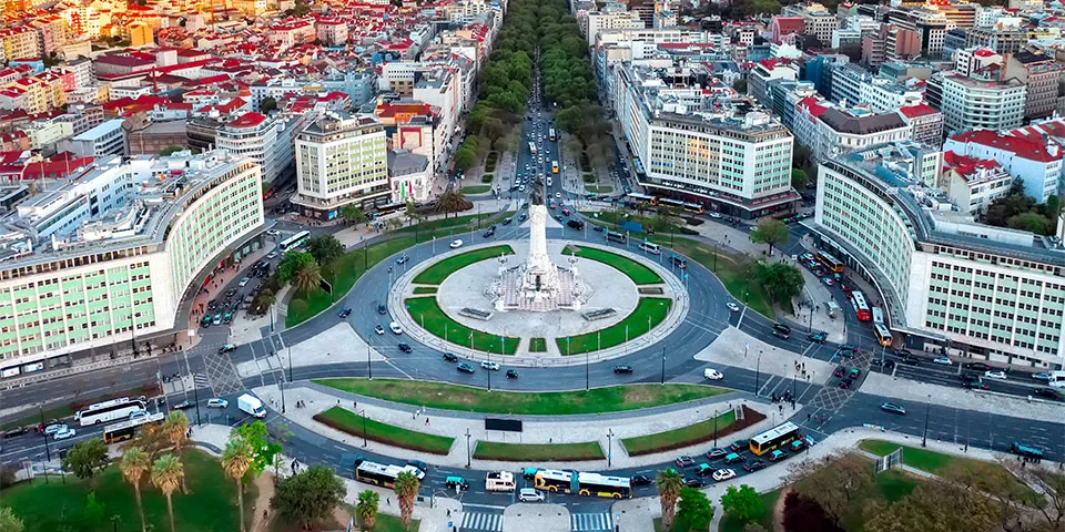 Vista aérea de la Plaza del Marques de Pombal de Lisboa