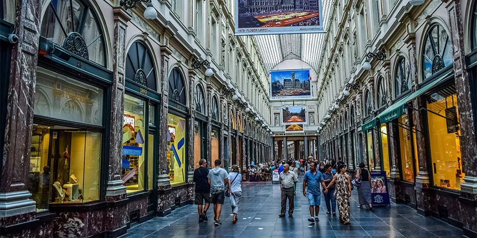 Galería Saint Hubert, zona de compra en Bruselas