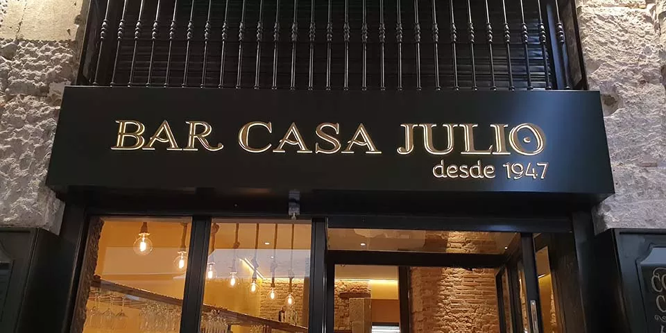 Casa Julio Tapas en Granada - Comer en Granada - Guía de viaje Granada - Buendía Tours