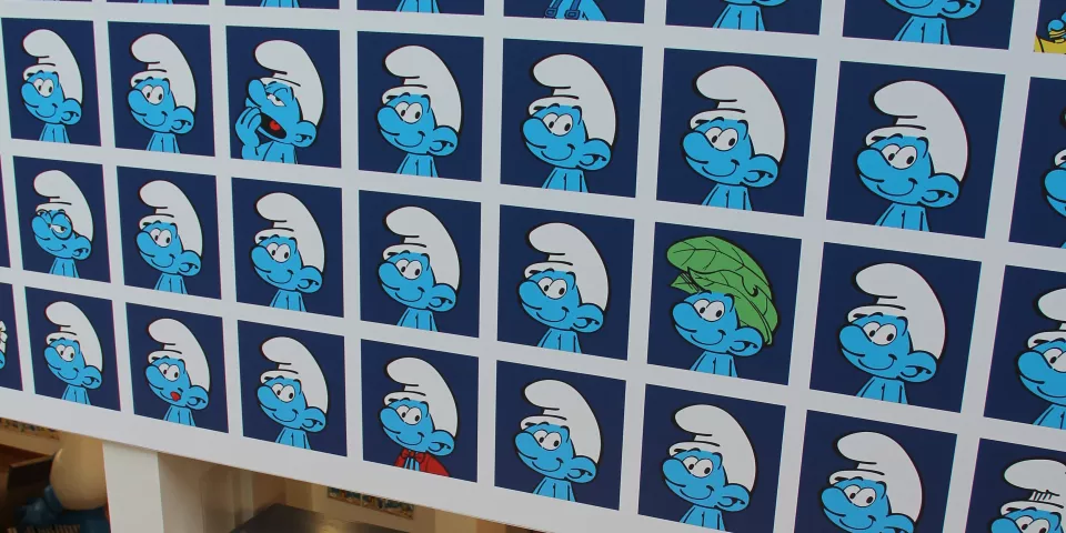 Collage de Los Pitufos de Peyo