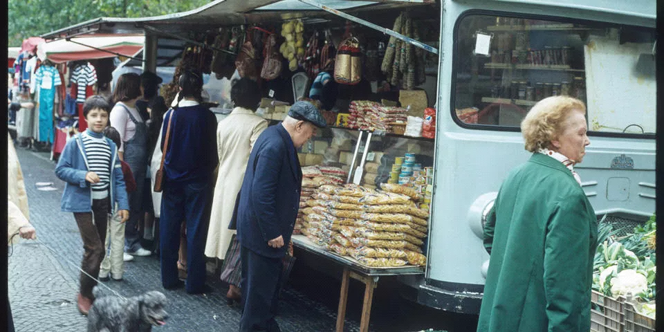 Mercado Flagey - Qué ver en Bruselas en un día- Guía de Viaje de Bruselas - Buendía Tours
