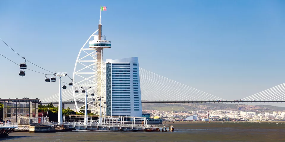 Torre vasco da gama en el Parque de las Naciones - Buendía Tours