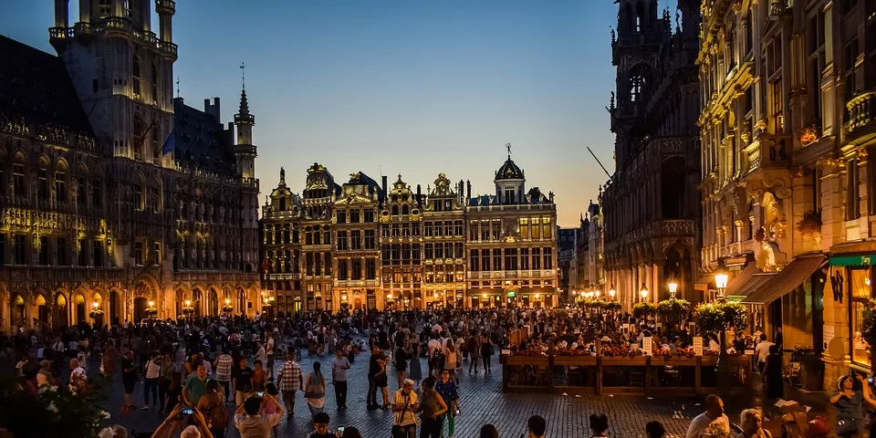 dónde alojarse en bruselas - guía de viaje bruselas - buendía tours