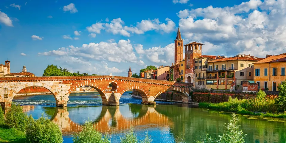 Puente de Piedra de Verona - Qué ver en Verona - Guía de viaje Verona - Buendía Tours