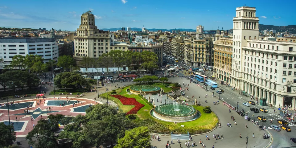 Plaça de Catalunya - Las Ramblas de Barcelona - Qué ver en Barcelona - Guía de Viajes Barcelona - Buendía Tours