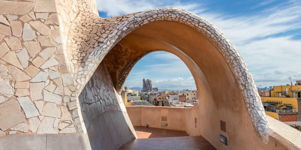Azotea de La Pedrera - Casa Milà-La Pedrera - Qué ver en Barcelona - Guía de Viajes Barcelona - Buendía Tours