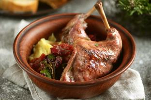 Conejo a la Cereza - Comer en Bruselas - Guía de viaje Bruselas - Buendía Tours